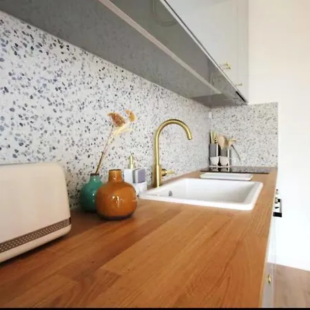 Terrasse Matisse شقة